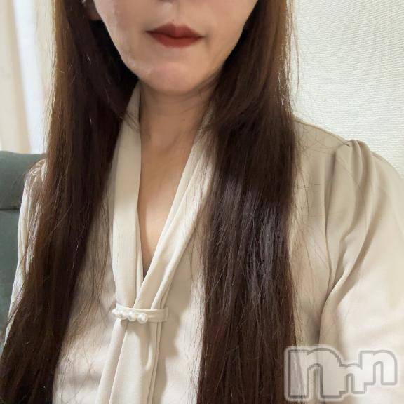 新潟デリヘル人妻不倫処　桃屋　新潟店(ヒトヅマフリンドコロモモヤ) ふみか・やみつき体験(43)の10月6日写メブログ「最近は」