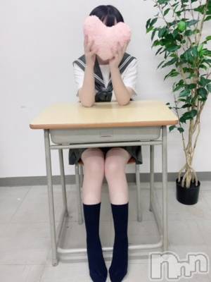 ことり(22) 身長146cm、スリーサイズB82(B).W57.H83。三条デリヘル 新潟デリヘル倶楽部　三条店(ニイガタデリヘルクラブ　サンジョウテン)在籍。