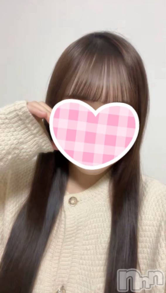 新潟デリヘルCherish Amulet(チェリッシュ アミュレット) ななみ ≪未経験美少女≫(19)の11月24日写メブログ「初出勤です🫶🏻‎🎀」