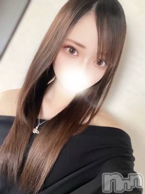 ロウ(22) 身長153cm、スリーサイズB85(C).W55.H83。上越デリヘル BLUE BIRD上越店(ブルーバード上越店)在籍。