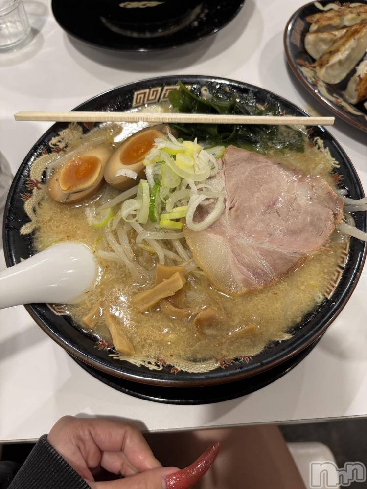 新潟デリヘルAbel-アベル-(アベル) みなも【体験】初々しさ抜群(21)の11月24日写メブログ「ラーメン🍜」