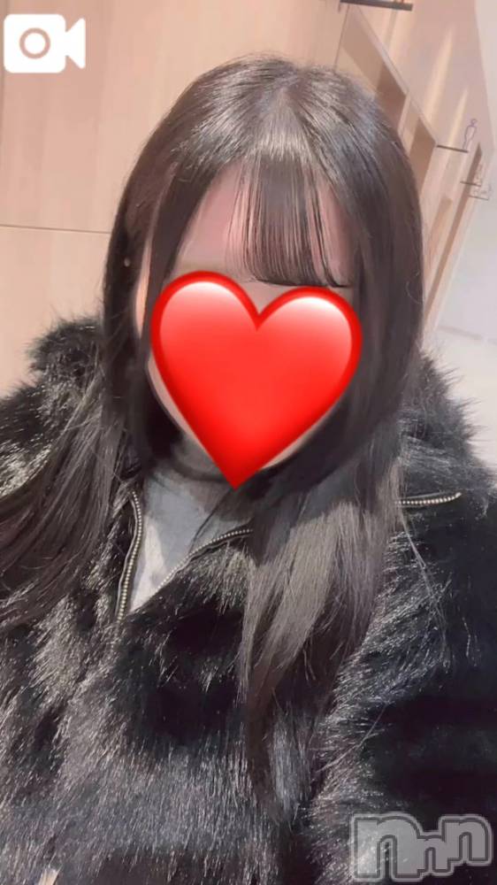 新潟デリヘル奥様特急 新潟店(オクサマトッキュウニイガタテン) えま(18)の1月2日写メブログ「あけおめ❣️」