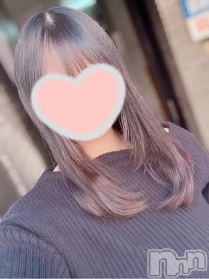 めろん(23) 身長158cm、スリーサイズB88(F).W57.H85。上越デリヘル BLUE BIRD上越店(ブルーバード上越店)在籍。