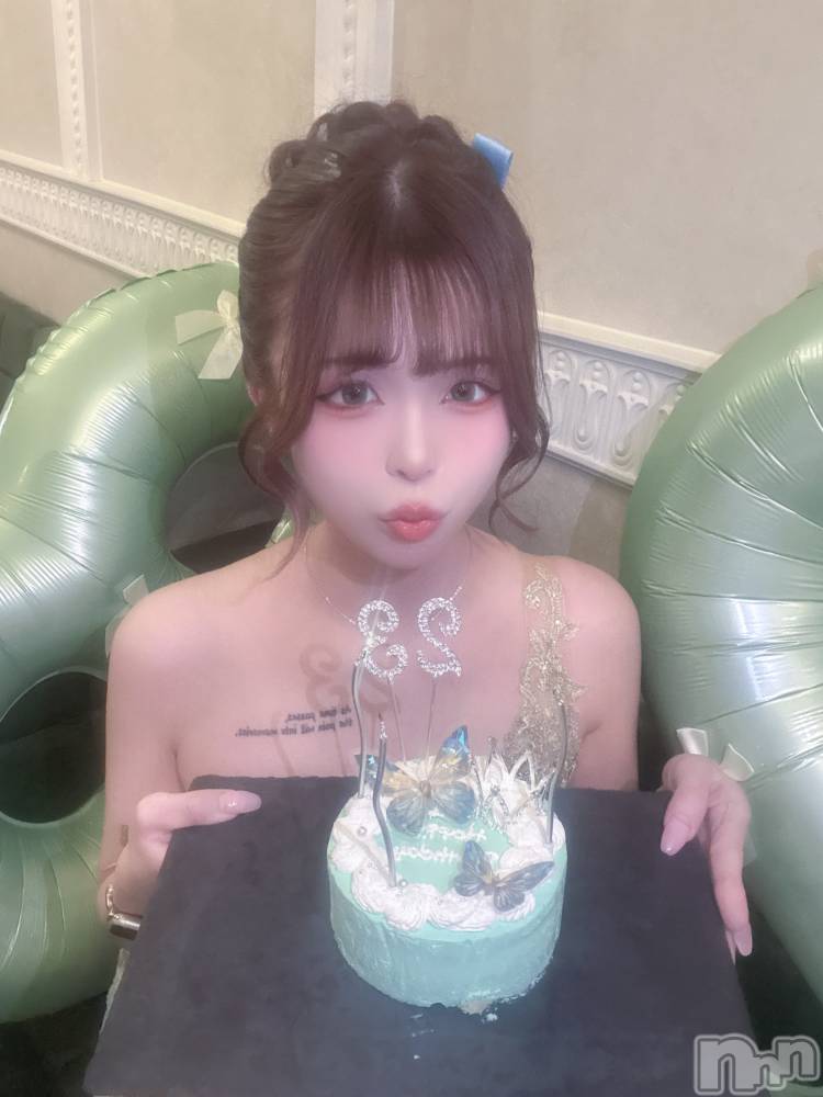 ��Ʋ����Х��顦�����Lounge en&.(�饦�󥸥���) ̴�顡�⤨�ڥޥޡۤ�1��6���̥�֥�����Today is my Birthday♥️��