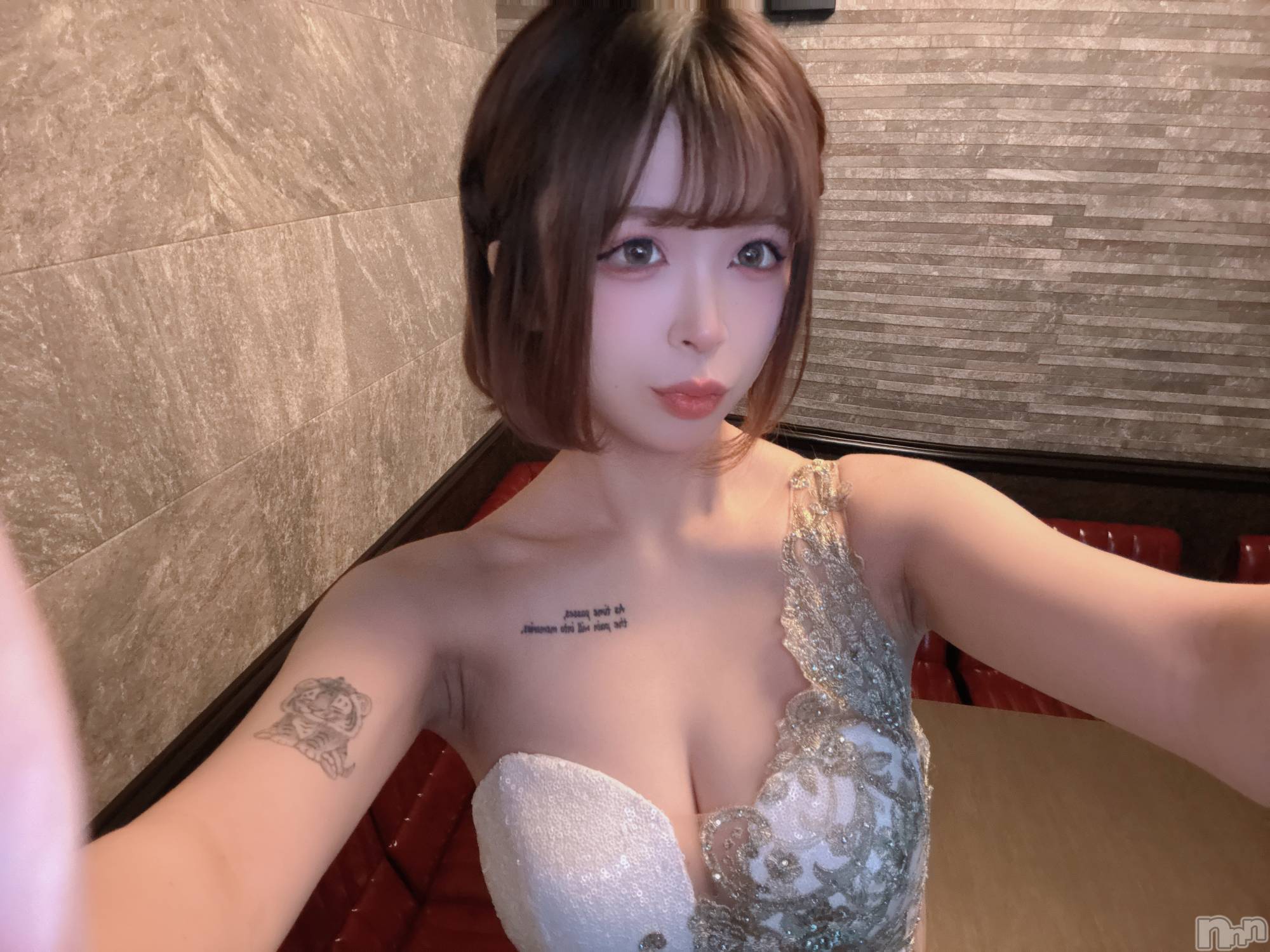 ��Ʋ����Х��顦�����Lounge en&.(�饦�󥸥���) ��2025ǯ12��20���̥�֥����ֹ����ʻ���Ϳ���ޤ�🫶🏻��