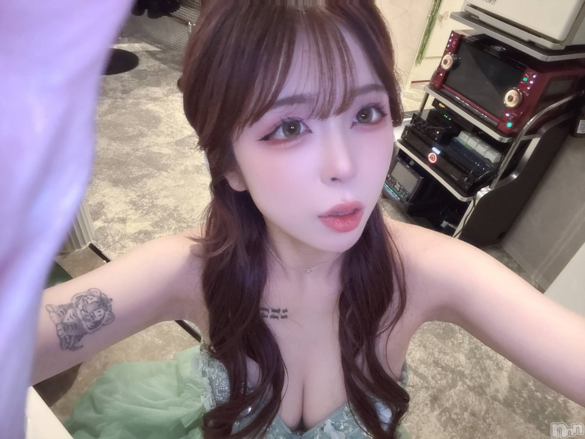 ��Ʋ����Х��顦�����Lounge en&.(�饦�󥸥���) ��2026ǯ1��8���̥�֥����֥ѥĥѥġ�����‎𖤐 ̖́-‬��