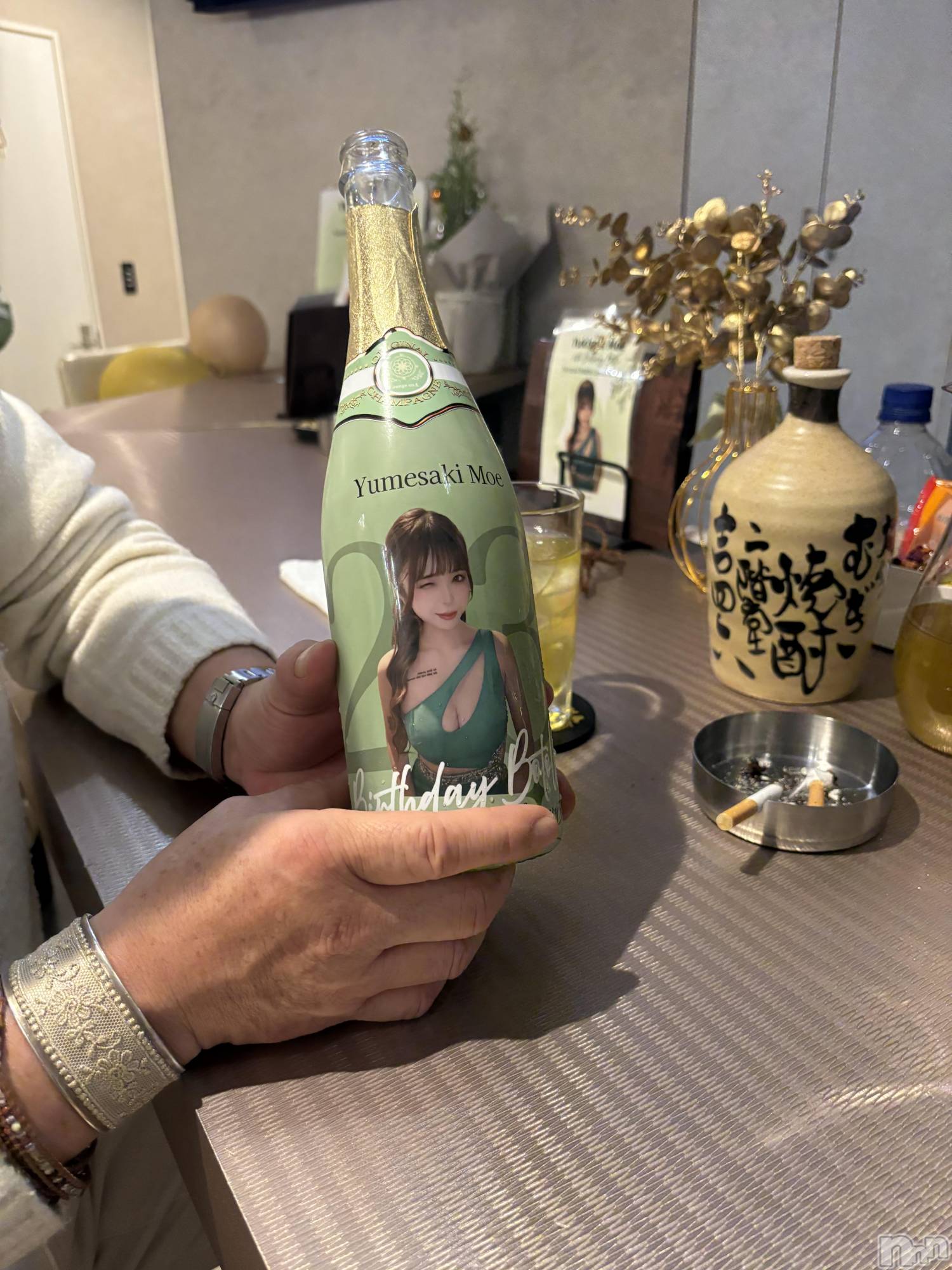 ��Ʋ����Х��顦�����Lounge en&.(�饦�󥸥���) ��2026ǯ1��23���̥�֥����ֵ��������򤷤����(��﹏-*)��