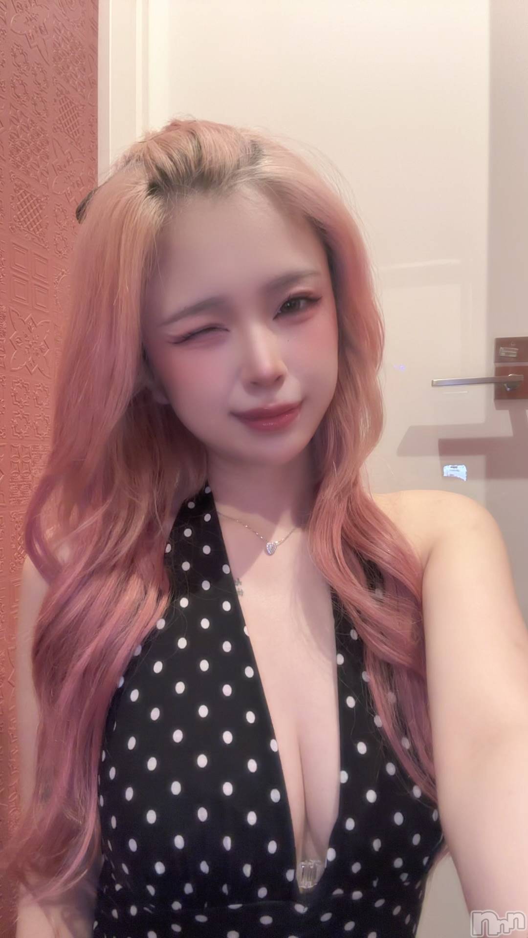 ��Ʋ����Х��顦�����Lounge en&.(�饦�󥸥���) ��2026ǯ4��19���̥�֥����֤���ǤȤ��������ޤ�🥺🩵��