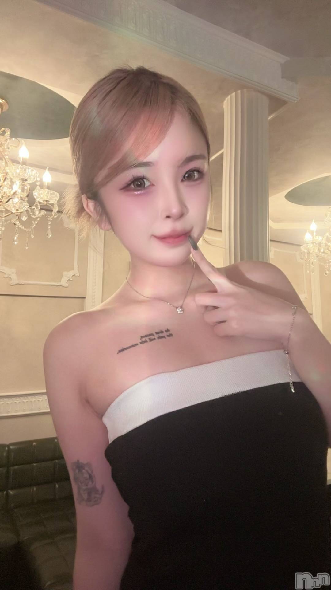 ��Ʋ����Х��顦�����Lounge en&.(�饦�󥸥���) ��2026ǯ10��16���̥�֥����ֺǶ��