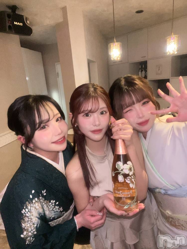 ƲХ顦Lounge en&.(饦󥸥) ǶȤ128̥֥֤ˤ