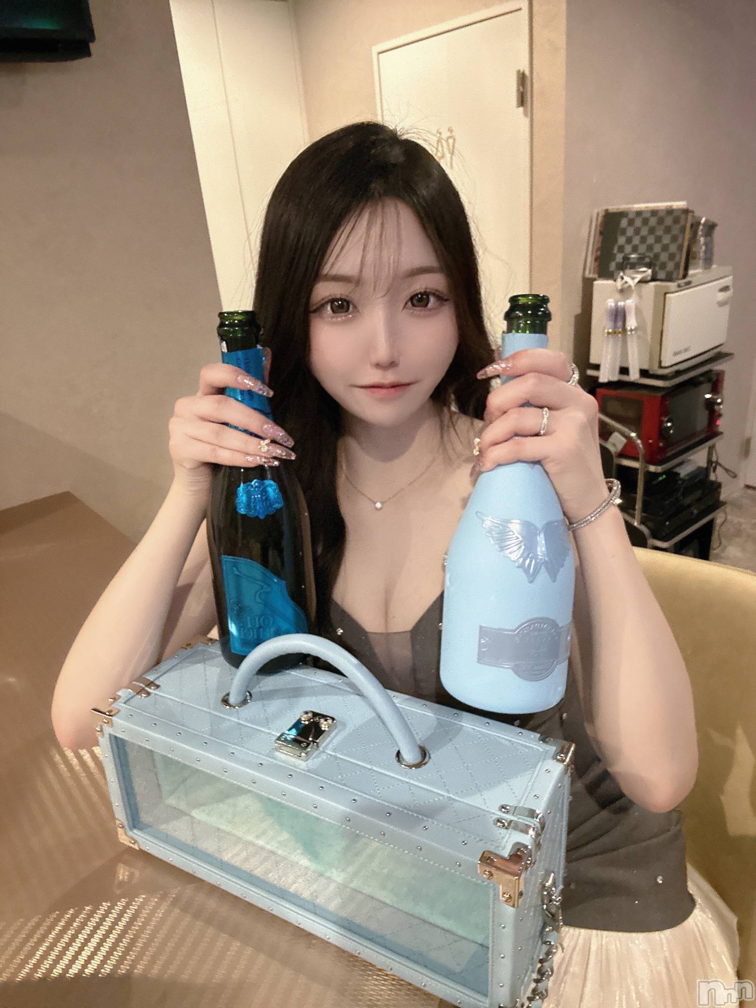 ƲХ顦Lounge en&.(饦󥸥) 2025ǯ124̥֥- ̗̀ 𝚃𝚑𝚊𝚗𝚔 𝚢𝚘𝚞  ̖́-