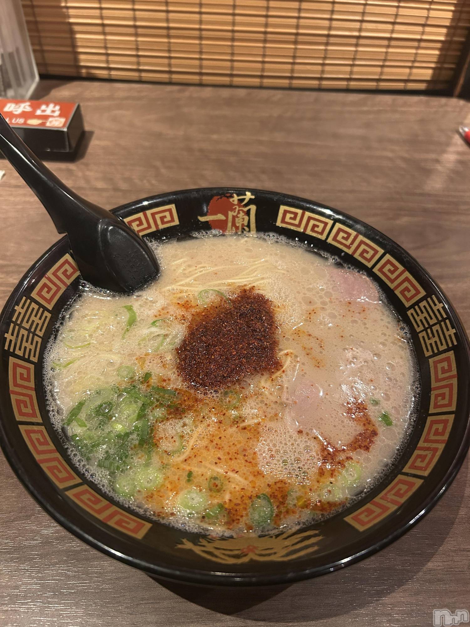 ƲХ顦Lounge en&.(饦󥸥) 2025ǯ128ֵ̥֥ϡ