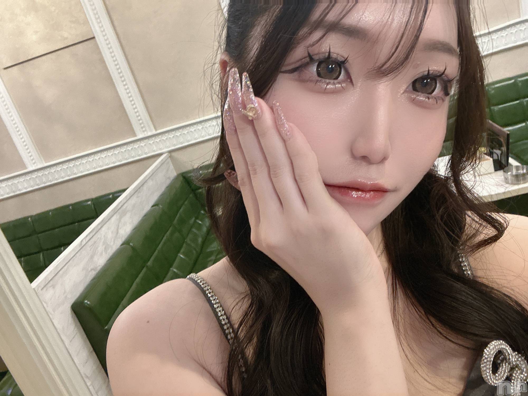 ƲХ顦Lounge en&.(饦󥸥) 2025ǯ129̥֥֥饦иϡġ