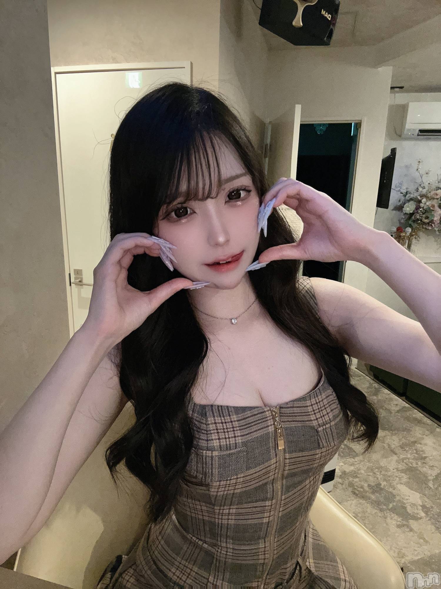 ��Ʋ����Х��顦�����Lounge en&.(�饦�󥸥���) ��2026ǯ8��10���̥�֥����֤Ϥ���😥😥��