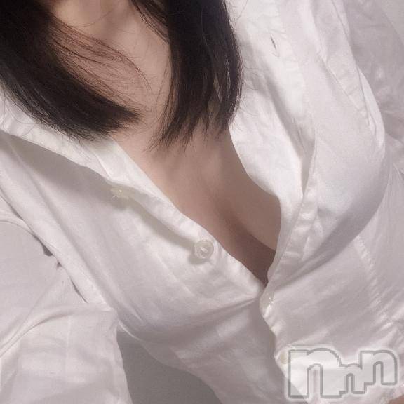 新潟デリヘル新潟人妻デリバリーヘルス 下心 ～したごころ～(シタゴコロ) ゆりな奥様(30)の12月1日写メブログ「初めまして…♡」