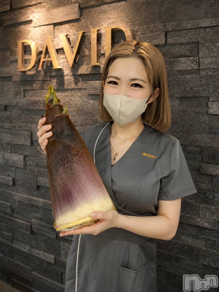 長岡メンズエステ(メンズケア ダヴィデ)の2026年4月30日お店速報「【men's Care DAVID】山へたけのこ採りに行きました🔥」