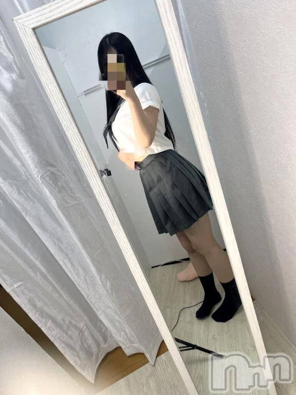 新潟デリヘル新潟デリヘル倶楽部(ニイガタデリヘルクラブ)みなみ(25)の2025年11月30日写メブログ「ででーーーん！！！！」