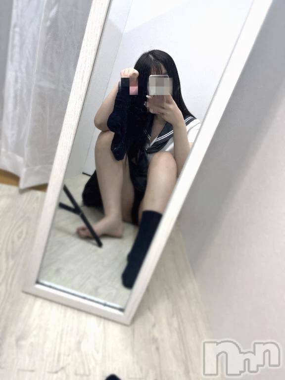 三条デリヘル新潟デリヘル倶楽部　三条店(ニイガタデリヘルクラブ　サンジョウテン) みなみ(25)の11月29日写メブログ「そう僕はSで🎶私はLです。」