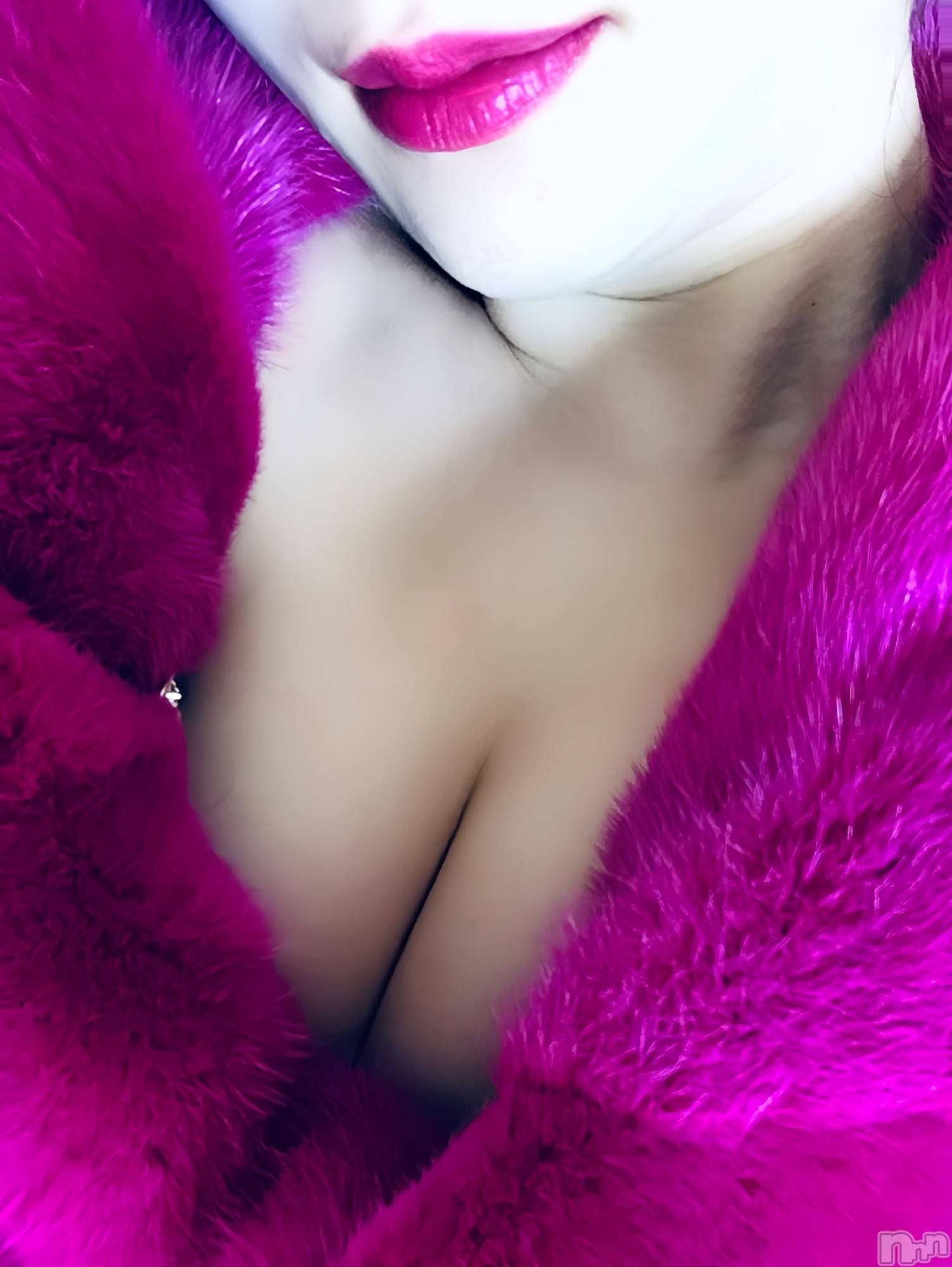 みう・新人奥様