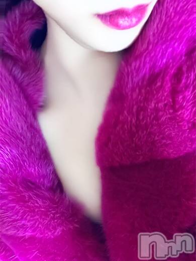 みう・新人奥様