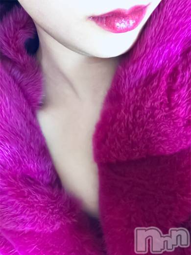 みう・新人奥様