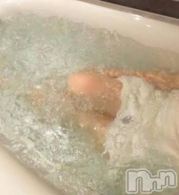 新潟デリヘル 人妻不倫処　桃屋　新潟店(ヒトヅマフリンドコロモモヤ) みう・新人奥様(25)の1月10日写メブログ「出勤予定♡」