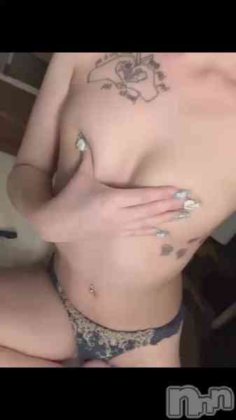 雅【新人】の動画 揉んでみる♡？