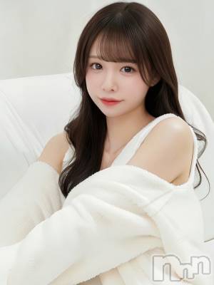 もも(20) 身長155cm、スリーサイズB88(F).W56.H85。上越デリヘル BLUE BIRD上越店(ブルーバード上越店)在籍。