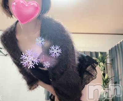 新潟メンズエステ Rinoa(リノア) 成瀬 ゆあ(ヒミツ)の12月29日写メブログ「ここ空いてます💋💕」