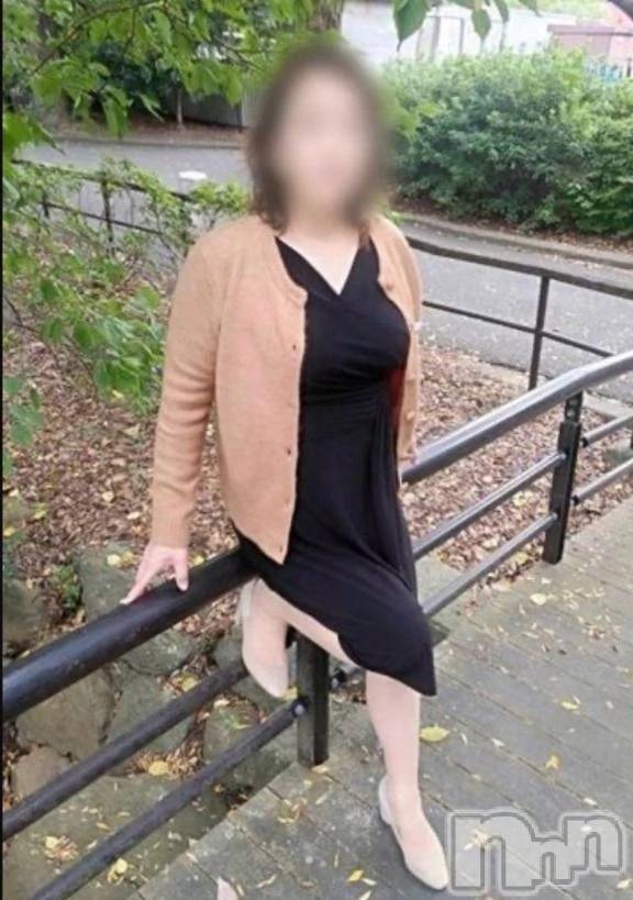 新潟デリヘル熟女の風俗 最終章(ジュクジョノフウゾクサイシュウショウ) はなこ(58)の12月6日写メブログ「またまた夜分に…」