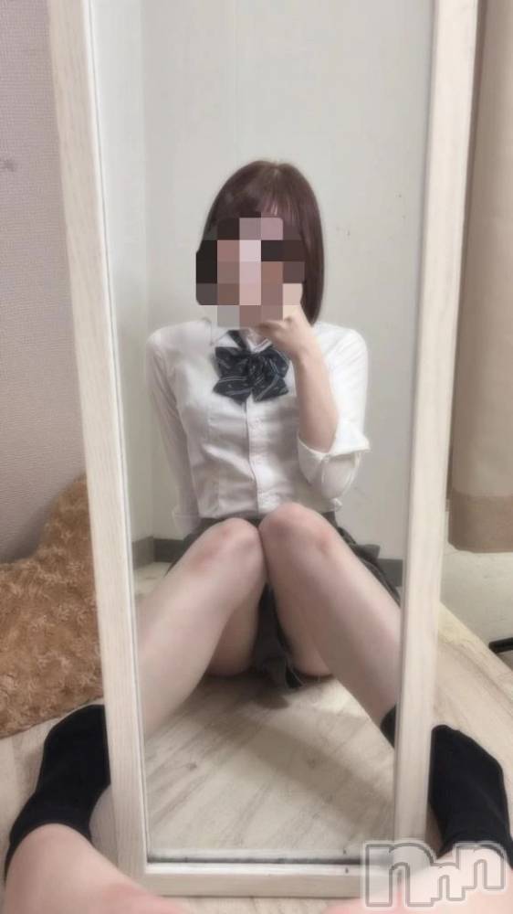 新潟デリヘル新潟デリヘル倶楽部(ニイガタデリヘルクラブ) ゆら(20)の3月13日写メブログ「急遽18:30~28:00出勤します🙌」