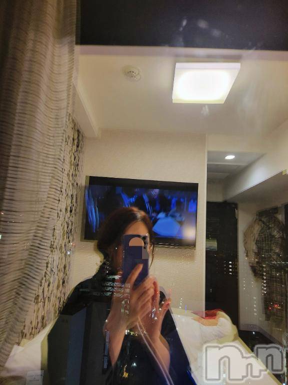 新潟デリヘル人妻不倫処　桃屋　新潟店(ヒトヅマフリンドコロモモヤ) なつめ・新人奥様(38)の3月24日写メブログ「2026/3/23のお礼です♥️💕」