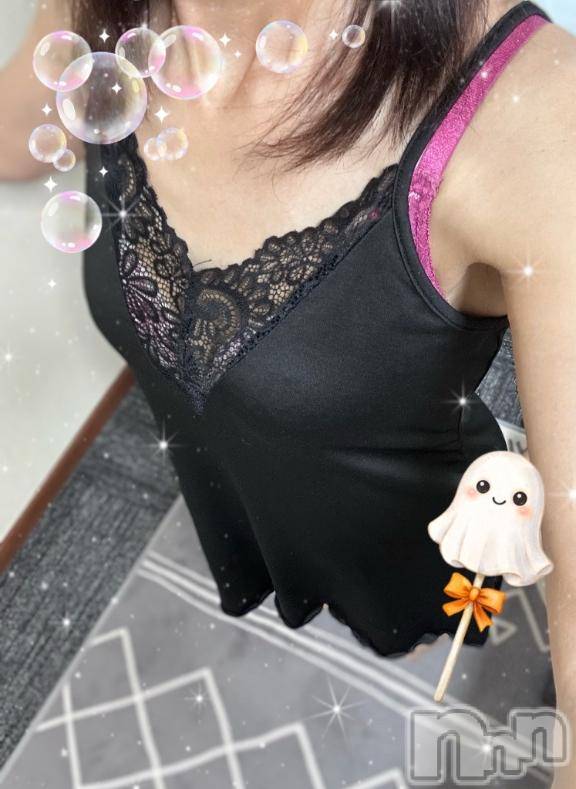 上田発デリヘル人妻華道 上田店(ヒトヅマハナミチウエダテン)【熟女】ゆり(58)の2026年10月24日写メブログ「お久しぶりです🤗」