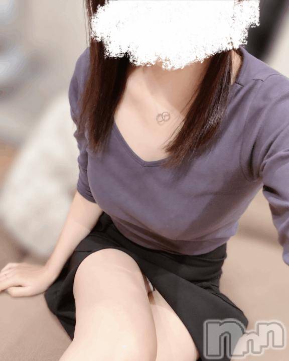 新潟デリヘル人妻不倫処　桃屋　新潟店(ヒトヅマフリンドコロモモヤ)みお・最高の愛人候補(37)の2026年10月1日写メブログ「今から出ます🌌」