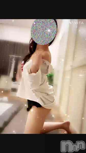 【新人】高梨みなみの動画 はい、、ちゅー。