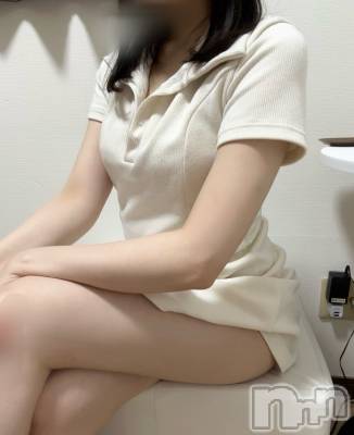 ゆい(22) 身長155cm、スリーサイズB().W.H。新潟メンズエステ MYIRO　-マイロ-(マイロ)在籍。