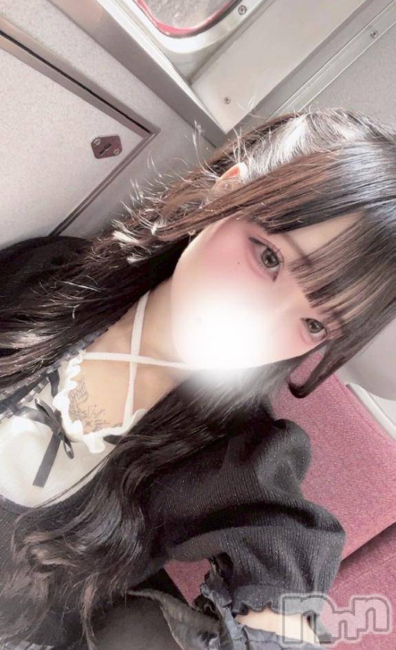 上越デリヘルHONEY(ハニー)ひなみ(♪♪)(18)の2025年12月15日写メブログ「お話上手なお兄さん♡」