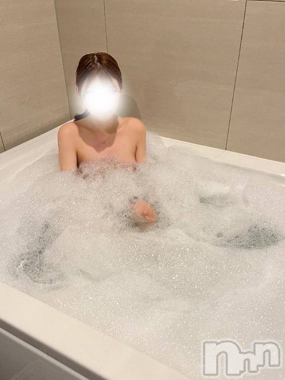 上越デリヘルBLUE BIRD上越店(ブルーバード上越店)きょうか(19)の2025年12月22日写メブログ「赤ピンクのアソコが濡れてる🩷💦」