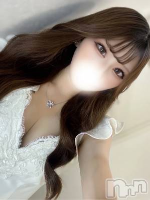 きょうか(19) 身長163cm、スリーサイズB86(D).W55.H84。上越デリヘル BLUE BIRD上越店(ブルーバード上越店)在籍。