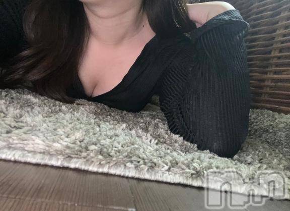 新潟デリヘル奥様特急 新潟店(オクサマトッキュウニイガタテン)みるる(19)の2025年12月14日写メブログ「はじめまして♡」