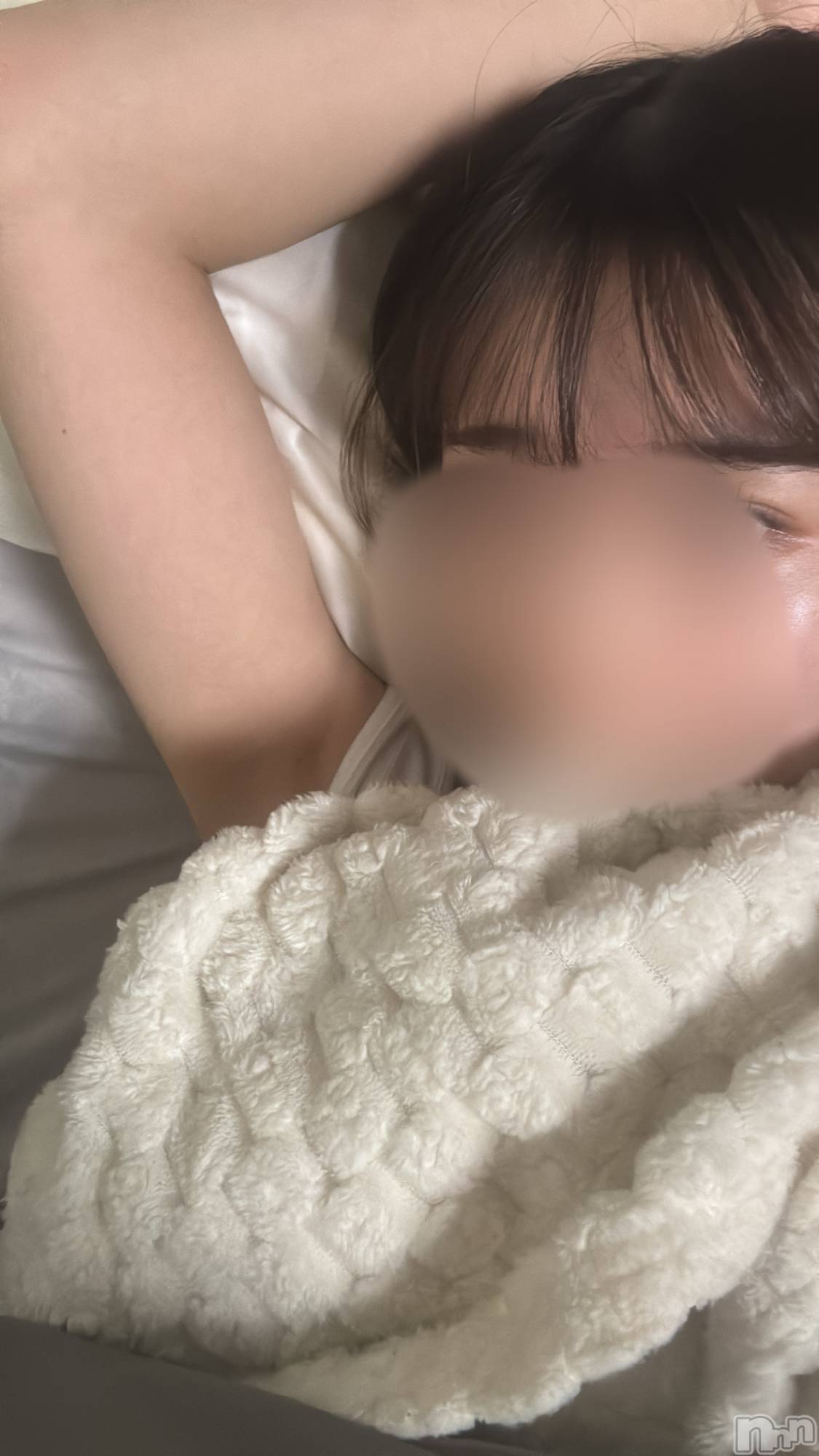 新潟デリヘルsleepy girl(スリーピーガール)体験ちひろちゃん(20)の2025年12月19日写メブログ「はじめまして( ¨̮ )」