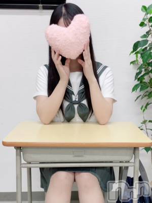 しおり(18) 身長158cm、スリーサイズB87(E).W57.H84。新潟デリヘル 新潟デリヘル倶楽部(ニイガタデリヘルクラブ)在籍。