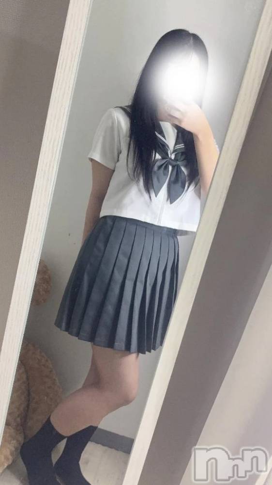 三条デリヘル新潟デリヘル倶楽部　三条店(ニイガタデリヘルクラブ　サンジョウテン) しおり(18)の12月15日写メブログ「はじめまして💖」