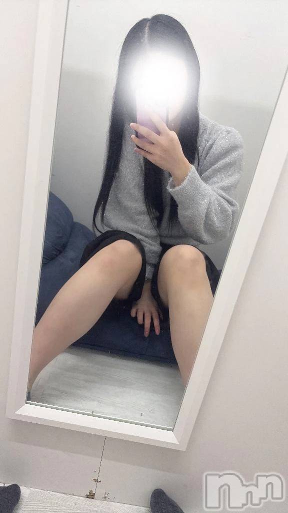 三条デリヘル新潟デリヘル倶楽部　三条店(ニイガタデリヘルクラブ　サンジョウテン)しおり(18)の2025年12月17日写メブログ「お待ちしてます🌟」