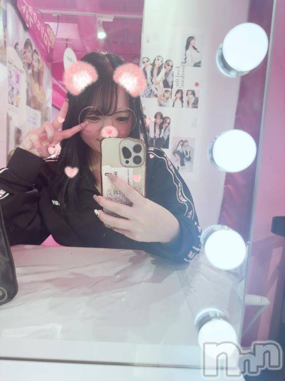 新潟デリヘル奥様特急 新潟店(オクサマトッキュウニイガタテン)しゅり(22)の2026年1月18日写メブログ「います😊」