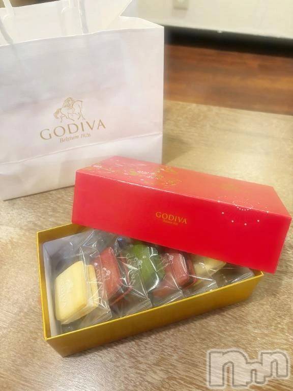 三条デリヘル新潟デリヘル倶楽部　三条店(ニイガタデリヘルクラブ　サンジョウテン) うる(18)の1月8日写メブログ「います」