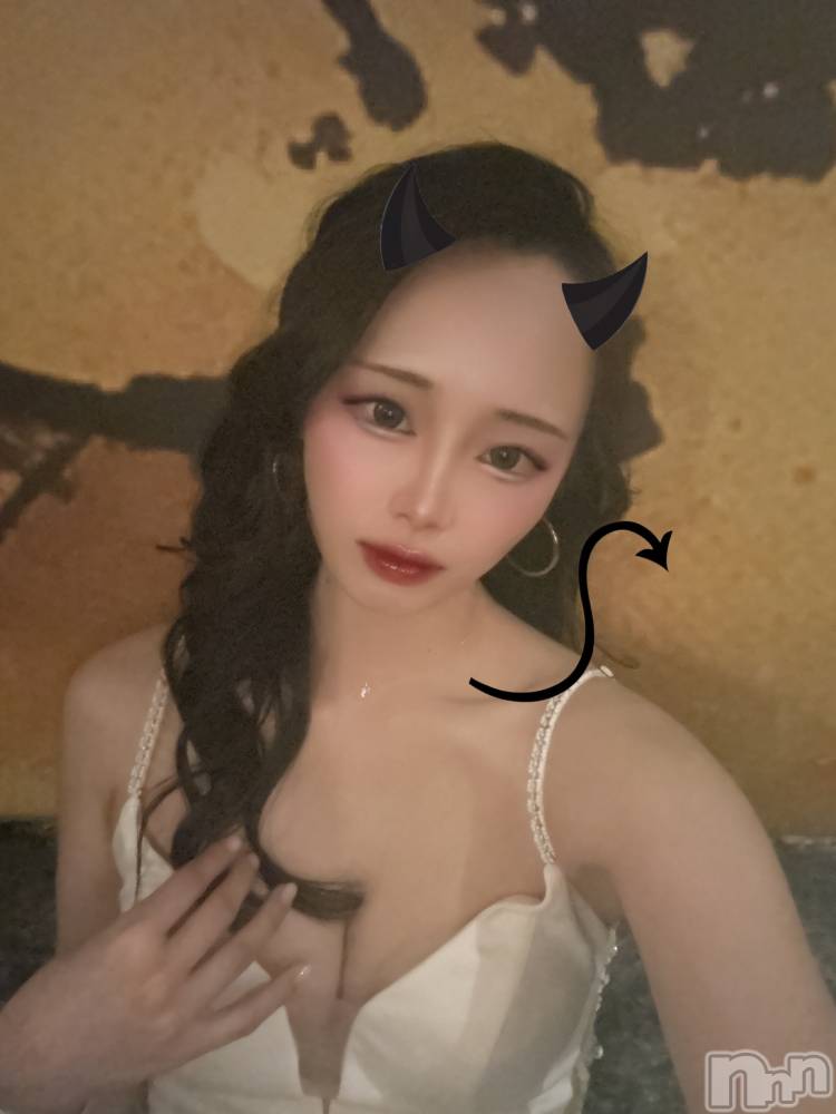 ���ܱ�������Х��顦�����CLUB FOUR LEAF(�ե����꡼��) �����1��17���̥�֥����ֽжФǤ�🙋‍��️��