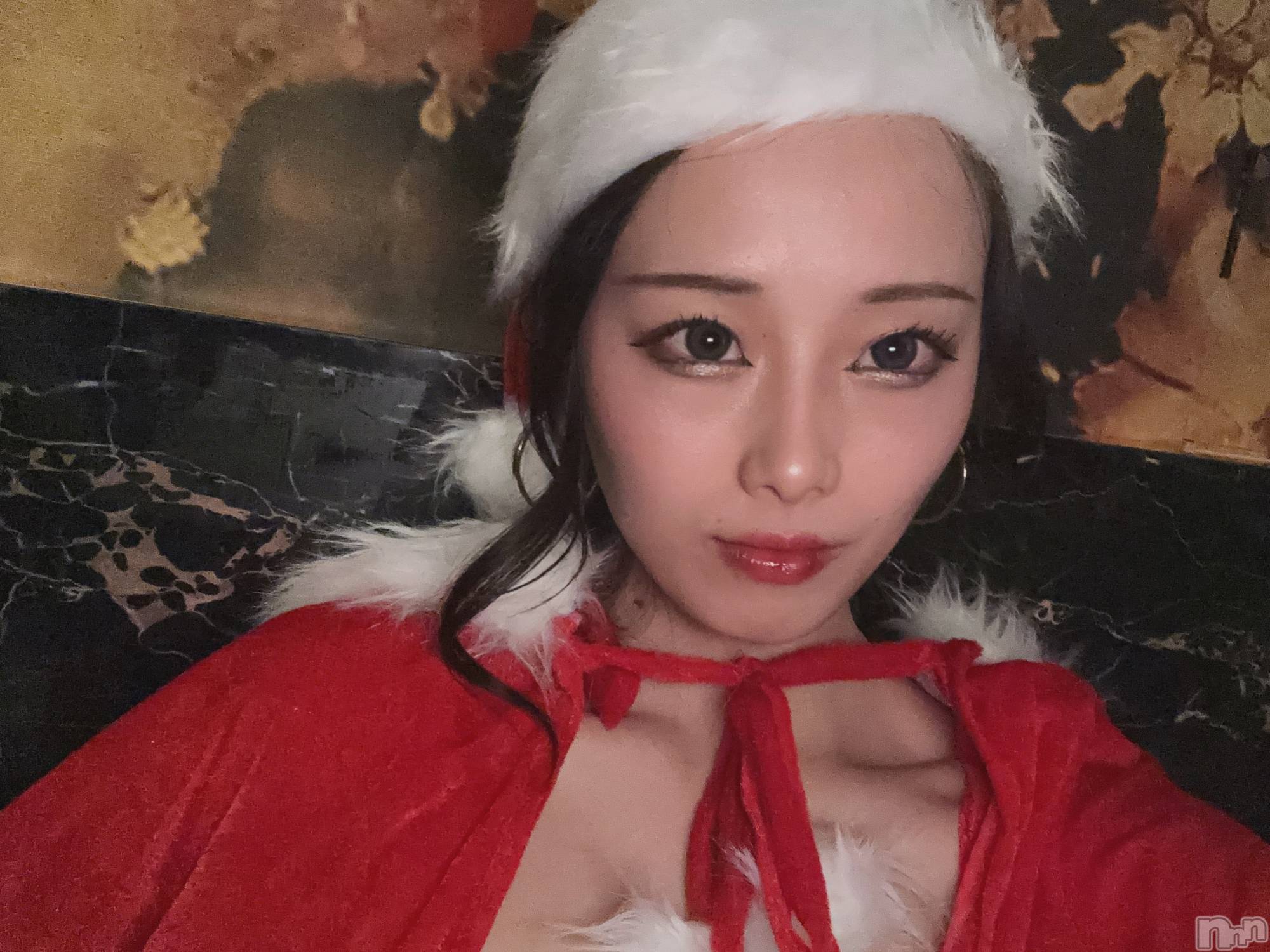 ���ܱ�������Х��顦�����CLUB FOUR LEAF(�ե����꡼��) ��2025ǯ12��19���̥�֥�����12��19�� 22��02ʬ�Υ֥�����