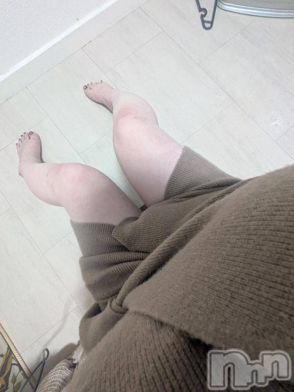 新潟デリヘル奥様特急 新潟店(オクサマトッキュウニイガタテン) るい(18)の12月18日写メブログ「初めてのお仕事✨️」