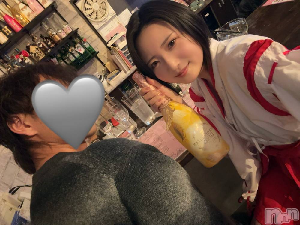 ����������ʥå��������륺�С�Girls Bar Bacchus�������Ź(�Хå��������ޥ��ƥ�) �椦��1��4���̥�֥����ֿ�ǯ2���ܡ�✨��